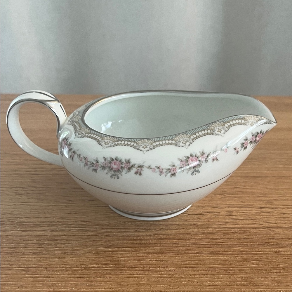 Noritake Glenwood Creamer #5770